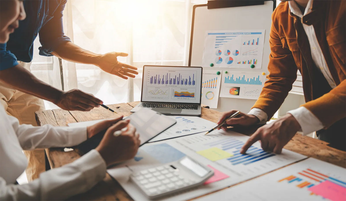 Startup & Bisnis Digital: Peluang Cuan Besar di Era Serba Online!